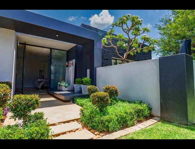 3 BEDROOM HOUSE FOR SALE IN COPPERLEAF ESTATE